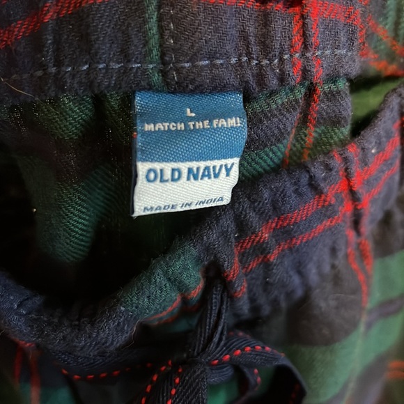 Two Piece Matching Pajama Set - Picture 5 of 6